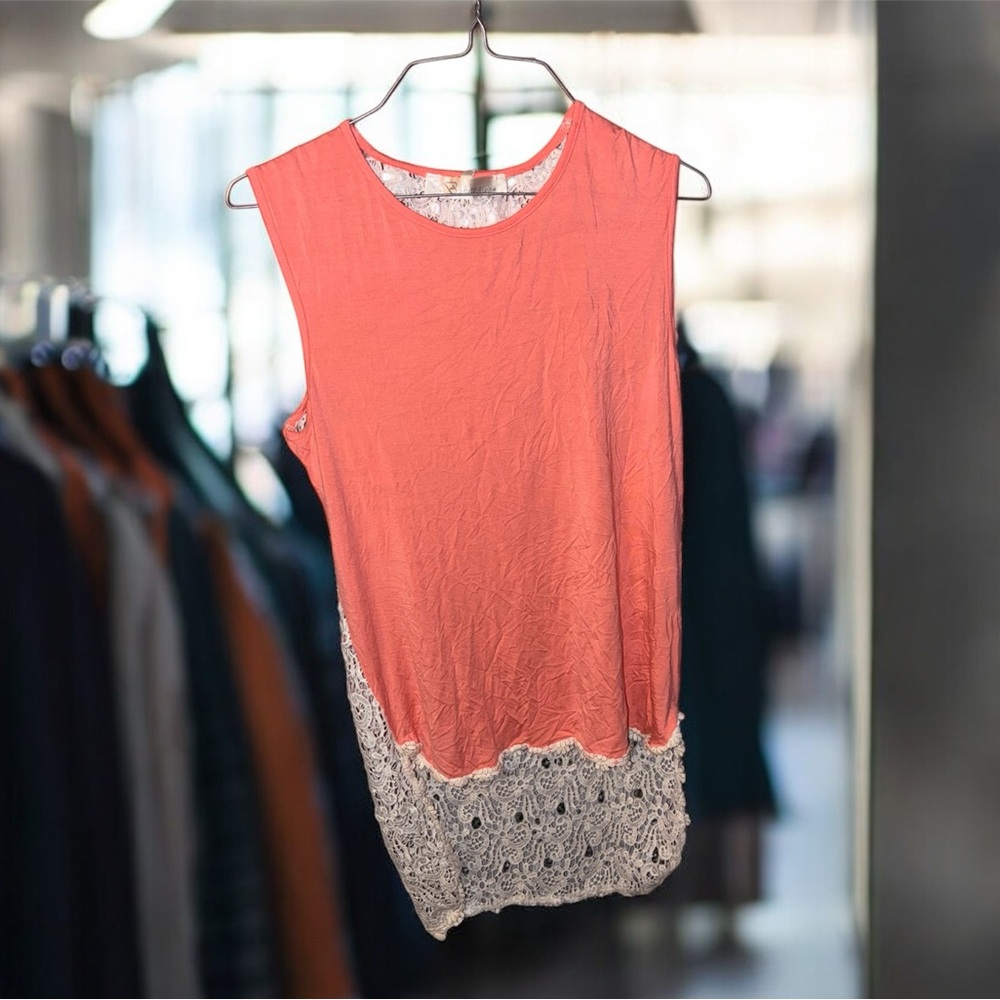 Chic Lace Overlay Tank Top - Coral and White